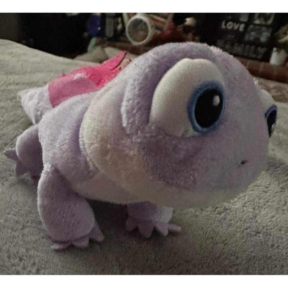 Disney's‎ Bruno Fire Spirit Salamander from Frozen 2